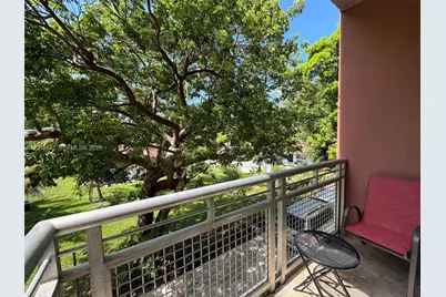 529 NE 62nd St #203, Miami, FL 33138 - Photo 1
