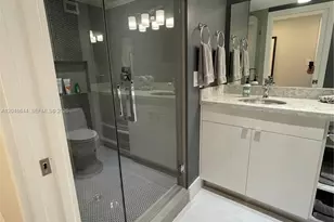 2500 Parkview Dr, Hallandale Beach, FL 33009 - Photo 23