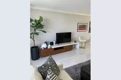 2500 Parkview Dr #1405, Hallandale Beach, FL 33009 - Photo 19