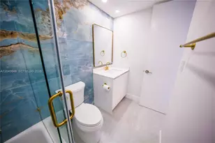 5055 Collins Ave, Miami Beach, FL 33140 - Photo 39