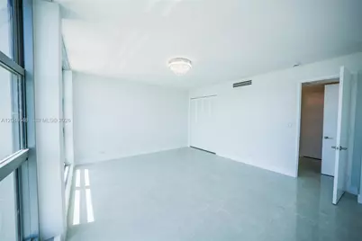 5055 Collins Ave #14H, Miami Beach, FL 33140 - Photo 33