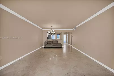 1075 NE Miami Gardens Dr #306, Miami, FL 33179 - Photo 7