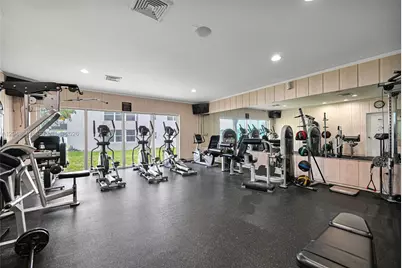 1075 NE Miami Gardens Dr #306, Miami, FL 33179 - Photo 35
