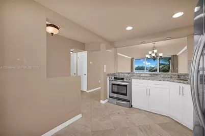 1075 NE Miami Gardens Dr #306, Miami, FL 33179 - Photo 9