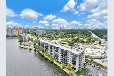 1075 NE Miami Gardens Dr #306, Miami, FL 33179 - Photo 43