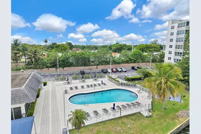 1075 NE Miami Gardens Dr #306, Miami, FL 33179 - Photo 35