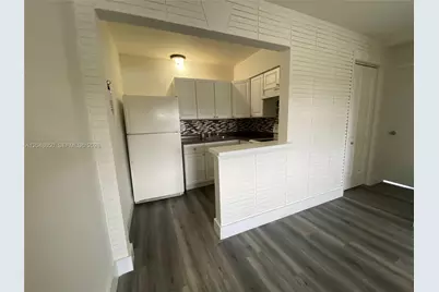380 SE 12th Ave #1, Deerfield Beach, FL 33441 - Photo 7