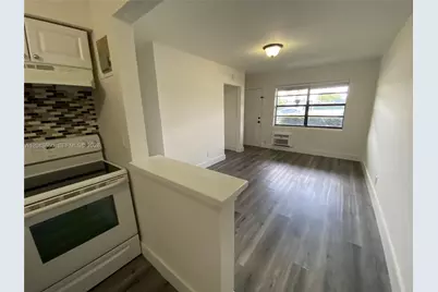 380 SE 12th Ave #2, Deerfield Beach, FL 33441 - Photo 11