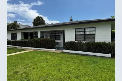 380 SE 12th Ave #1, Deerfield Beach, FL 33441 - Photo 3