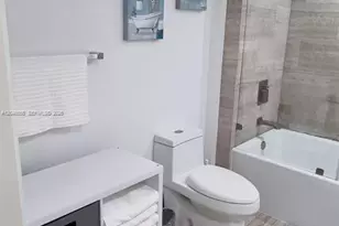 1300 Brickell Bay Dr, Miami, FL 33131 - Photo 17