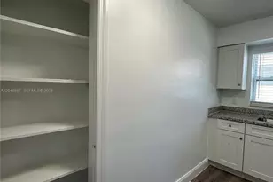 2401 NW 9th Ave, Wilton Manors, FL 33311 - Photo 7