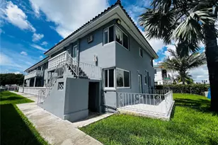 2045 Calais Dr, Miami Beach, FL 33141 - Photo 23