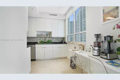 801 Brickell Key Blvd #2210, Miami, FL 33131 - Photo 35