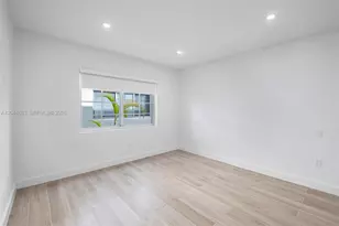 1610 Michigan Ave, Miami Beach, FL 33139 - Photo 11