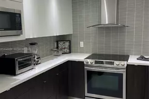 2500 Parkview Dr, Hallandale Beach, FL 33009 - Photo 9