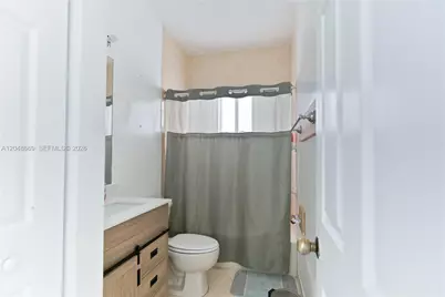 249 SE 32nd Ave, Homestead, FL 33033 - Photo 5
