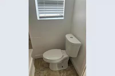 8020 Abbott Ave #6, Miami Beach, FL 33141 - Photo 9