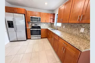 8340 NW 22nd Pl, Miami, FL 33147 - Photo 9