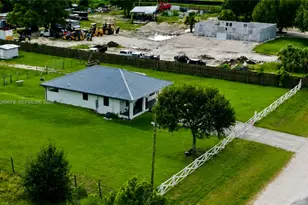 525 N Granja St, Clewiston, FL 33440 - Photo 1