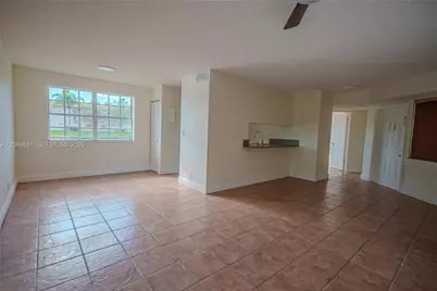 8630 SW 3rd St #102, Pembroke Pines, FL 33025 - Photo 7
