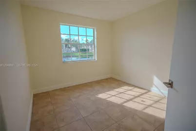 8630 SW 3rd St #102, Pembroke Pines, FL 33025 - Photo 11