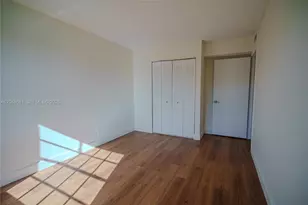 8630 SW 3rd St, Pembroke Pines, FL 33025 - Photo 15