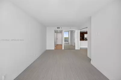 7601 E Treasure Dr #2319, North Bay Village, FL 33141 - Photo 37
