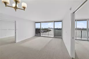 7601 E Treasure Dr, North Bay Village, FL 33141 - Photo 47
