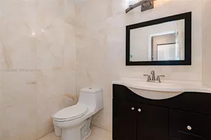 11733 NW 11th St, Pembroke Pines, FL 33026 - Photo 3