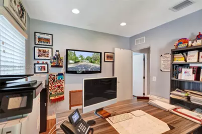 423 SE 19th St, Fort Lauderdale, FL 33316 - Photo 25