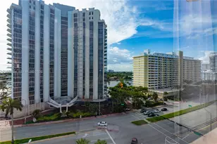 5445 Collins Ave, Miami Beach, FL 33140 - Photo 27