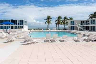 5445 Collins Ave #908, Miami Beach, FL 33140 - Photo 33