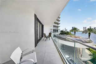 2800 Island Blvd, Aventura, FL 33160 - Photo 3