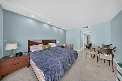 2800 Island Blvd #302, Aventura, FL 33160 - Photo 21