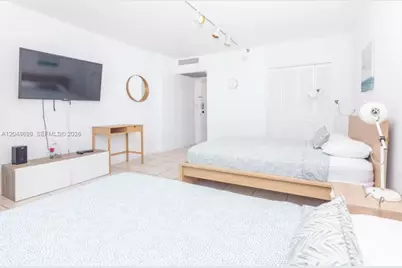 5445 Collins Ave #1108, Miami Beach, FL 33140 - Photo 15