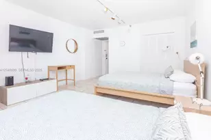 5445 Collins Ave, Miami Beach, FL 33140 - Photo 15