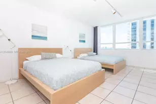 5445 Collins Ave, Miami Beach, FL 33140 - Photo 13