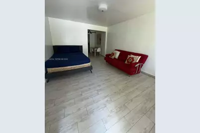 1600 Pennsylvania Ave #7, Miami Beach, FL 33139 - Photo 1
