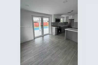 3515-3517 SW 91st Ave, Miami, FL 33165 - Photo 3