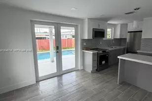 3515-3517 SW 91st Ave, Miami, FL 33165 - Photo 3