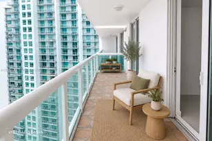 1800 N Bayshore Dr, Miami, FL 33132 - Photo 23
