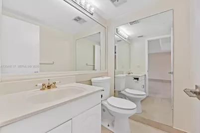 2525 NE 135th St, North Miami, FL 33181 - Photo 23