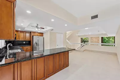 2525 NE 135th St, North Miami, FL 33181 - Photo 21