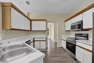 1224 Sussex St, Boynton Beach, FL 33436 - Photo 9