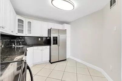 2750 NE 183rd St #806, Aventura, FL 33160 - Photo 5