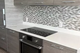 650 NE 32nd St, Miami, FL 33137 - Photo 5