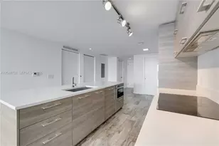 650 NE 32nd St, Miami, FL 33137 - Photo 7