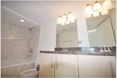 6362 Collins Ave #614, Miami Beach, FL 33141 - Photo 29