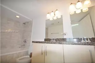 6362 Collins Ave, Miami Beach, FL 33141 - Photo 29