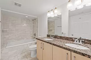 6362 Collins Ave, Miami Beach, FL 33141 - Photo 31